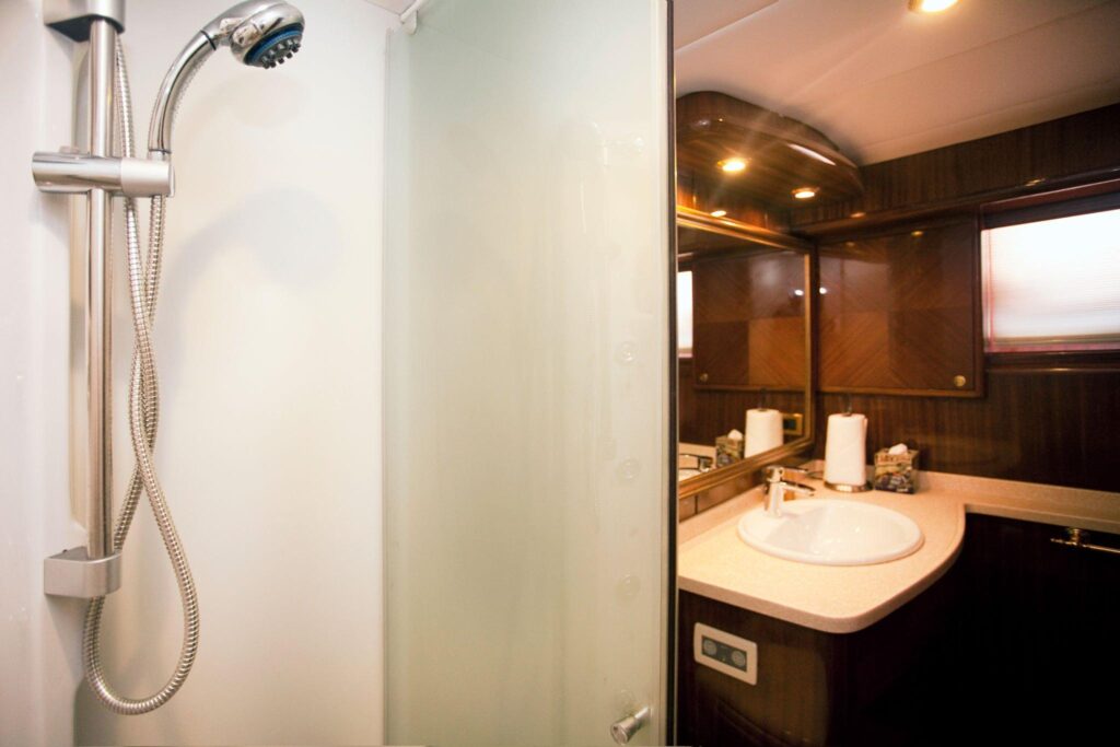 Do Fishing Charter Boats Have Bathrooms?